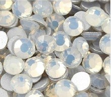 雪蛋白钻批发市场分析及阿里巴巴树脂加工合作指南